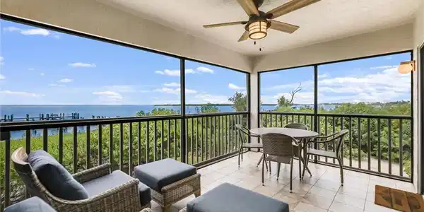 15123 Captiva DR