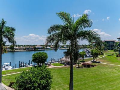 601 Seaview CT