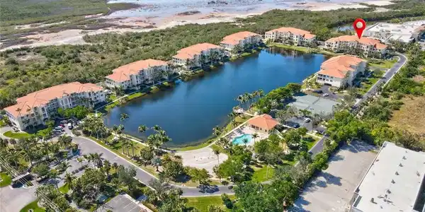 20021 Sanibel View CIR