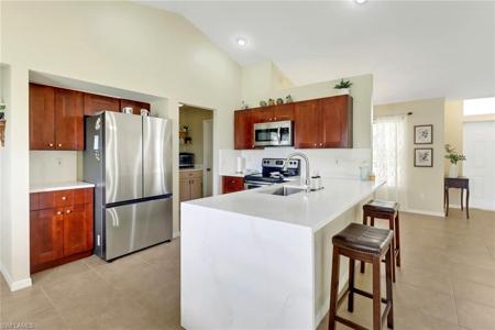 2223 SW 16th TER