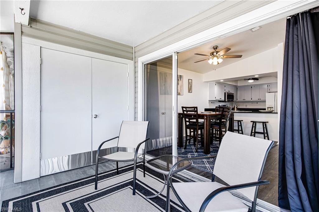 Image 3: View of sunroom / solarium