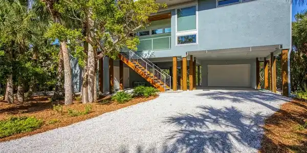 558 N Yachtsman DR