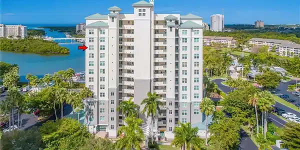 430 Cove Tower DR