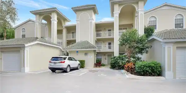 15395 Cedarwood LN