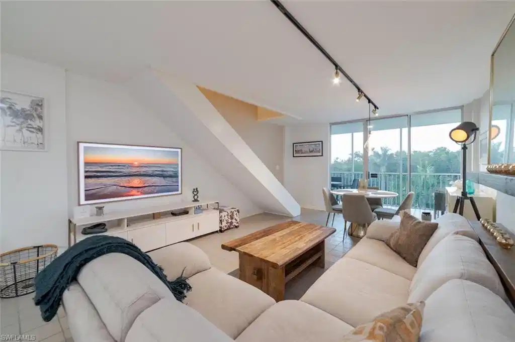 Image 1: townhouse open concept living room