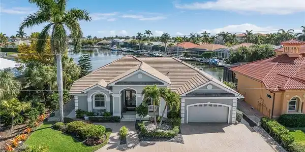 49 N Barfield DR