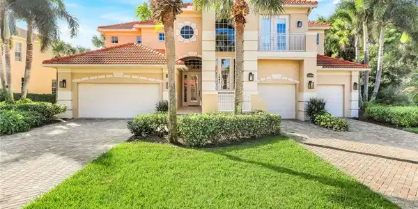 26836 Wyndhurst CT