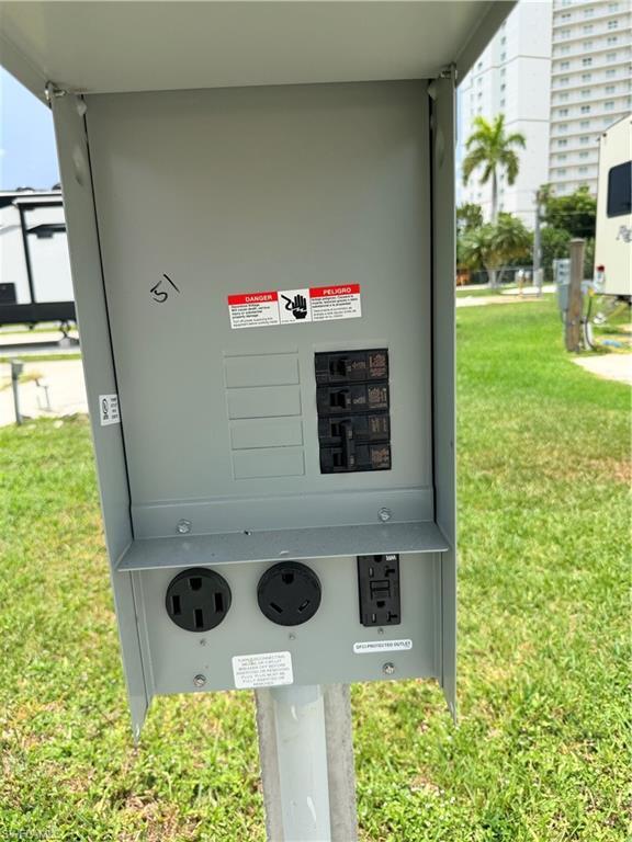 Image 3: 50/30/120 AMP Service