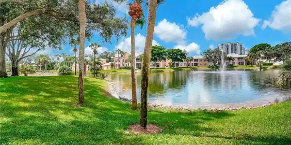 744 Wiggins Lake DR
