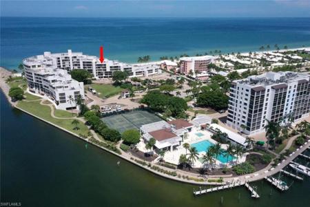 2381 Gulf Shore BLVD N