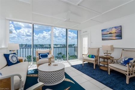 3450 Gulf Shore BLVD N