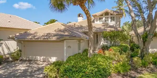 3630 Sawgrass CT