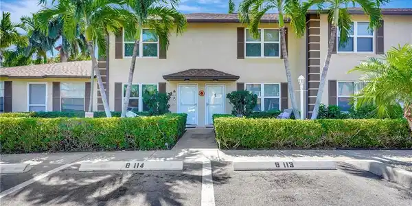 731 W Elkcam CIR
