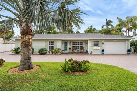 1360 Alhambra DR