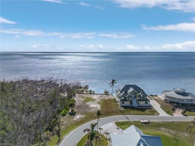 2288 Macadamia LN