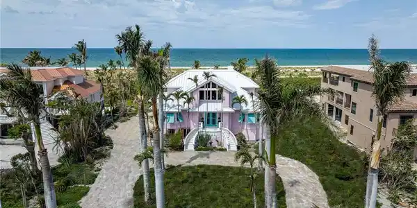 4681 Rue Belle Mer