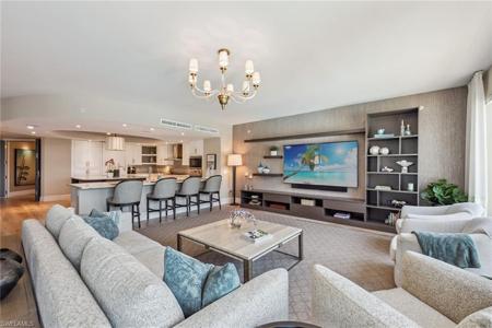 13665 Vanderbilt DR