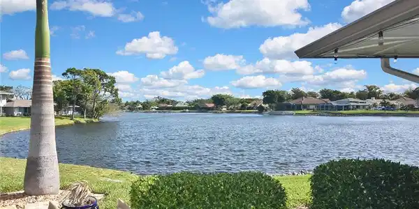 4299 Island CIR