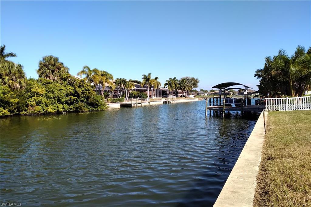 Image 3: East Intersecting Canal View,