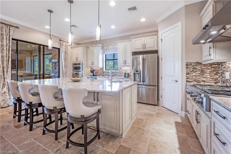 9585 Campanile CIR