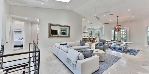 198 Topanga DR