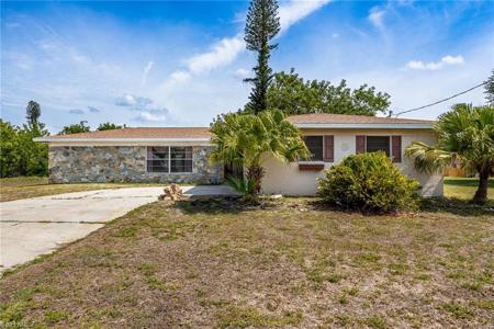 12401 Davis BLVD