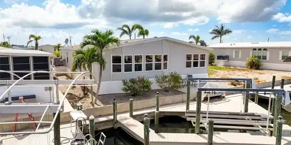 3057 Sloop LN