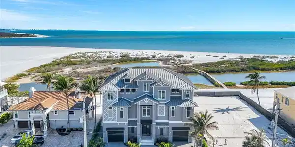 8180 Estero BLVD