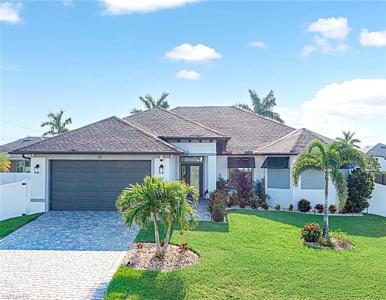 10 SW 37th AVE