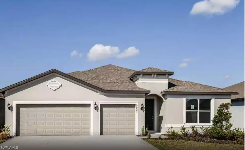 Image 1: Photos are of furnished Astoria model. Homes may vary.
