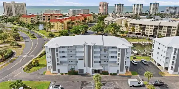 4591 Bay Beach LN