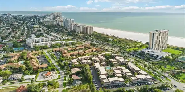 87 N Collier BLVD