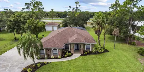 11704 Bentwood CT