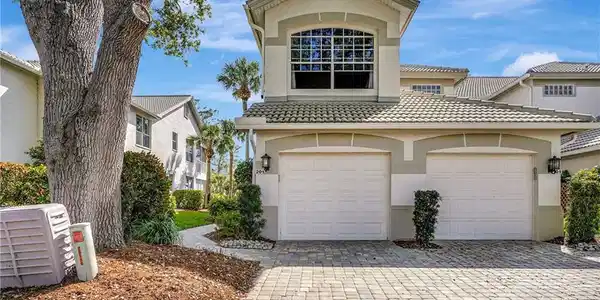 27080 Lake Harbor CT