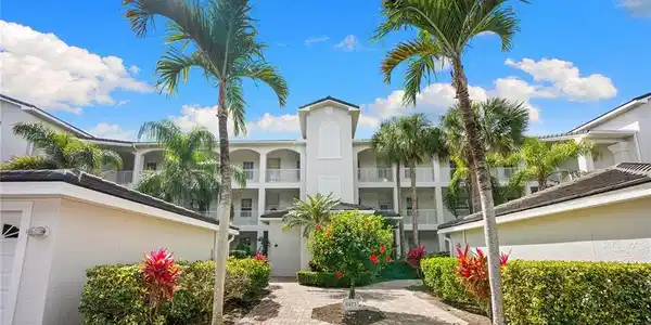 3471 Pointe Creek CT