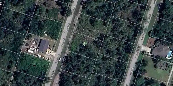 3258 Douglas RD