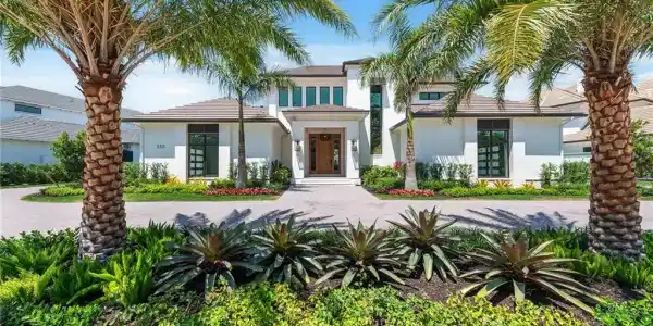 355 Colony DR