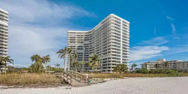 260 Seaview CT