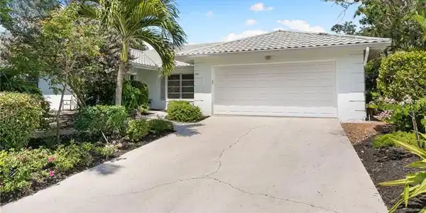 751 Orchid CT