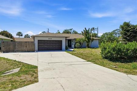 3918 Cindy AVE