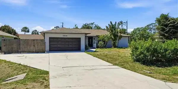 3918 Cindy AVE