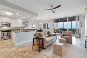 4761 West Bay
