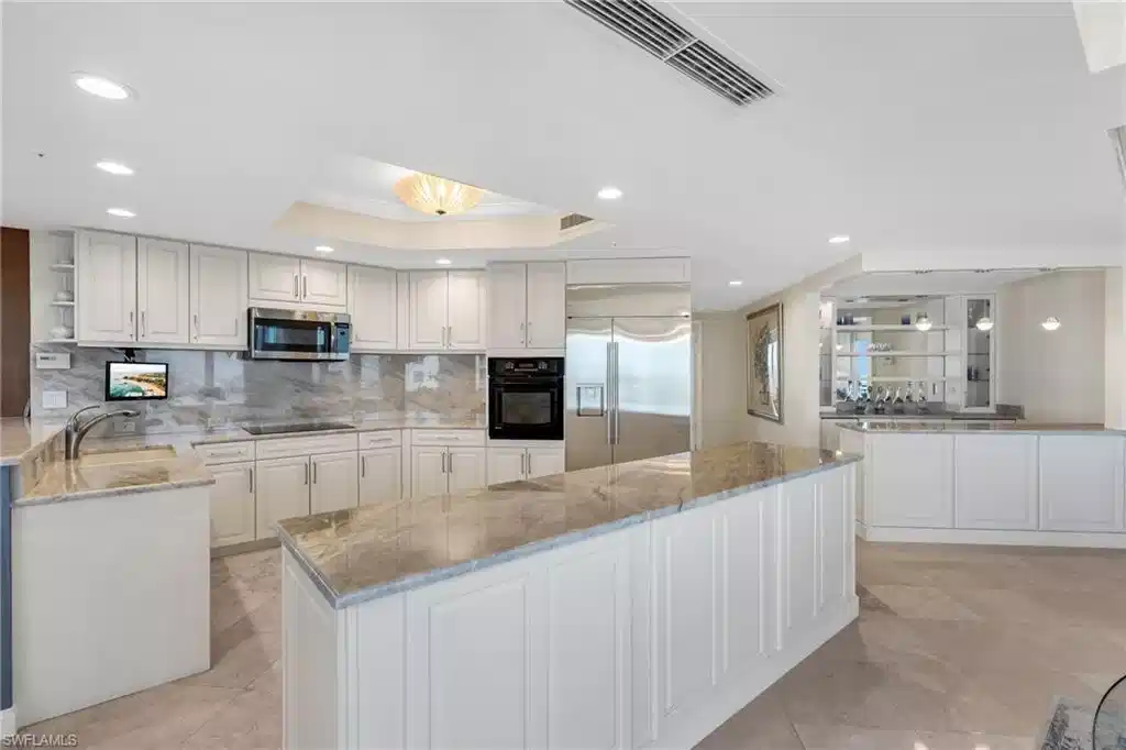 Image 1: Kitchen