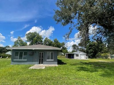 3817 Seminole AVE