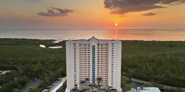 6101 Pelican Bay BLVD