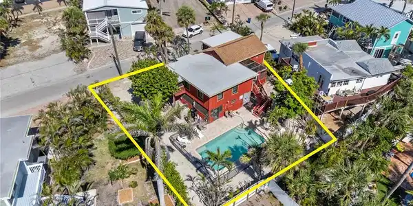 210 Miramar ST