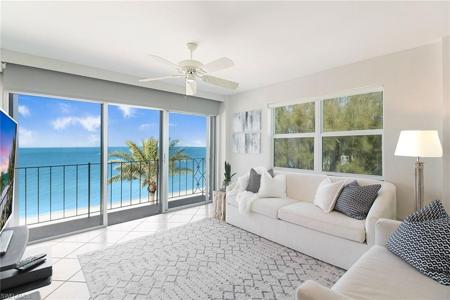 2011 Gulf Shore BLVD N