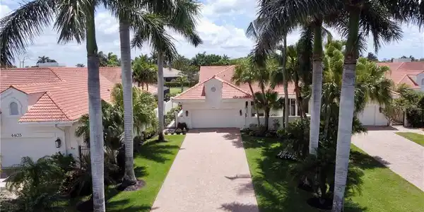 4451 Yacht Harbor DR