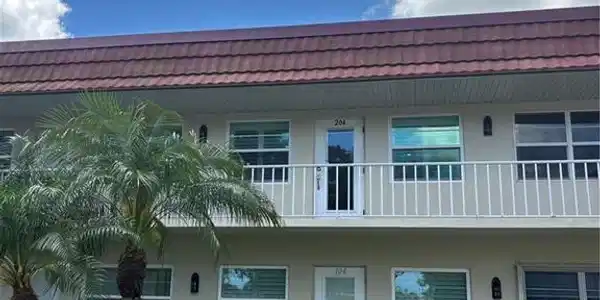 11 Vista Palm LN