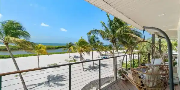 8124 Estero BLVD